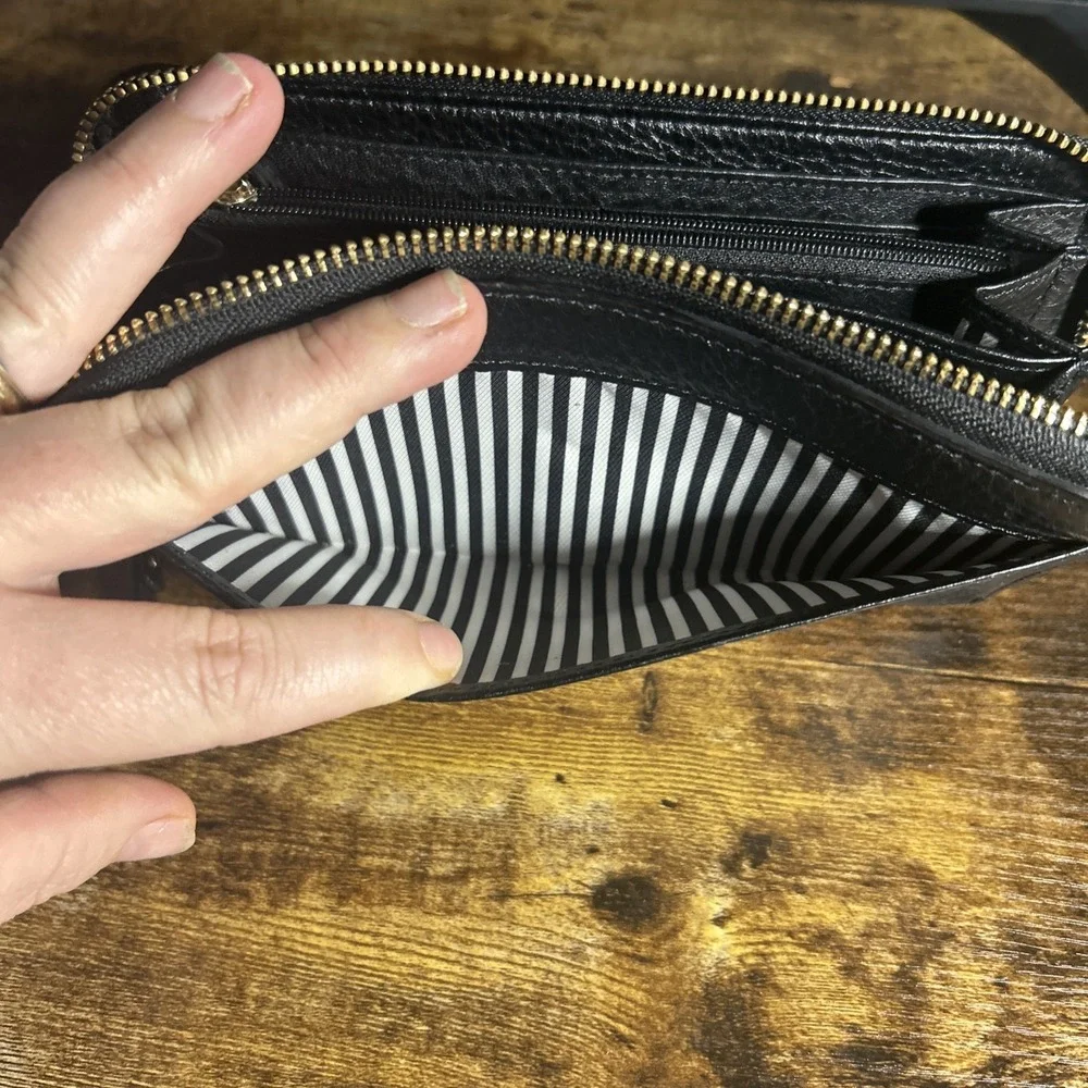Kate Spade Pebble Leather Black Zip Around Wallet Large